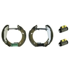 BREMBO Brake Pad Set, disc brake 11489323 - BREMBO