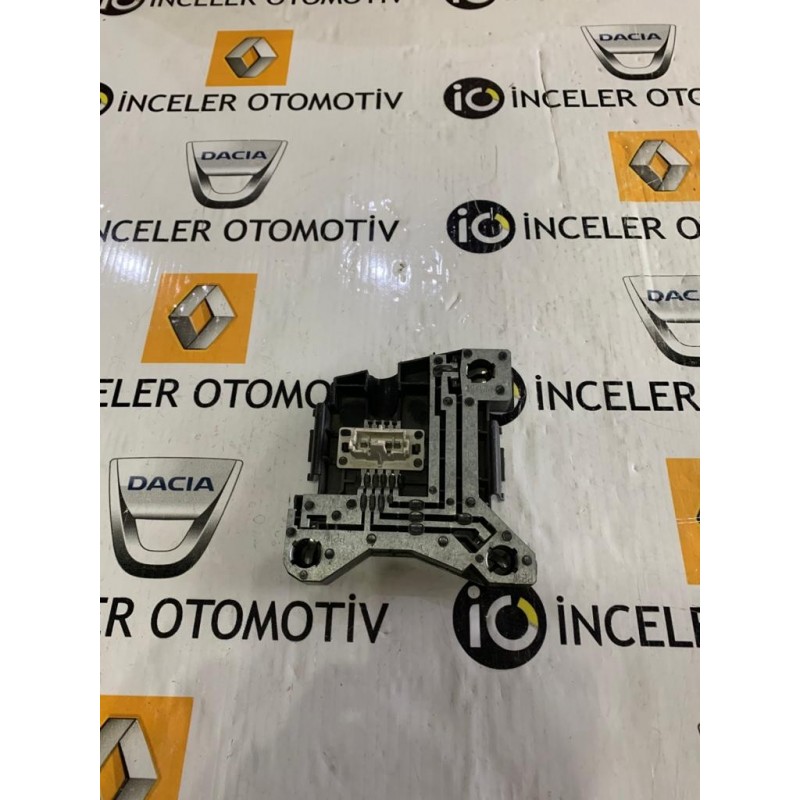 RENAULT OE OE ITEM 12187979 - RENAULT OE