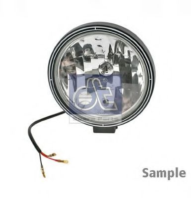 În lumina reflectoarelor - DT SPARE PARTS