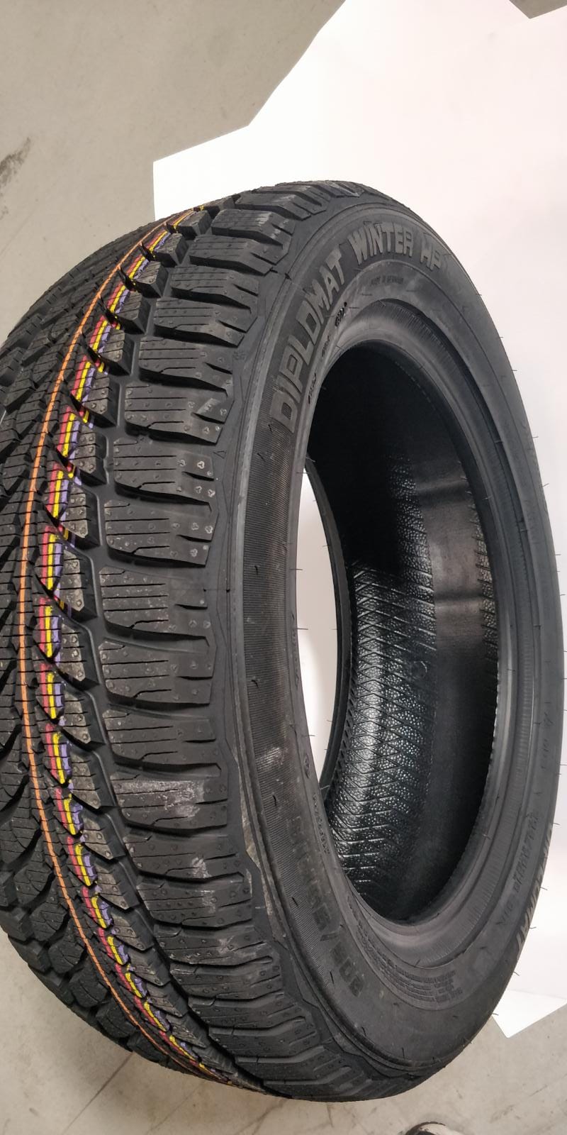 WINTER HP - DIPLOMAT Made by GOODYEAR