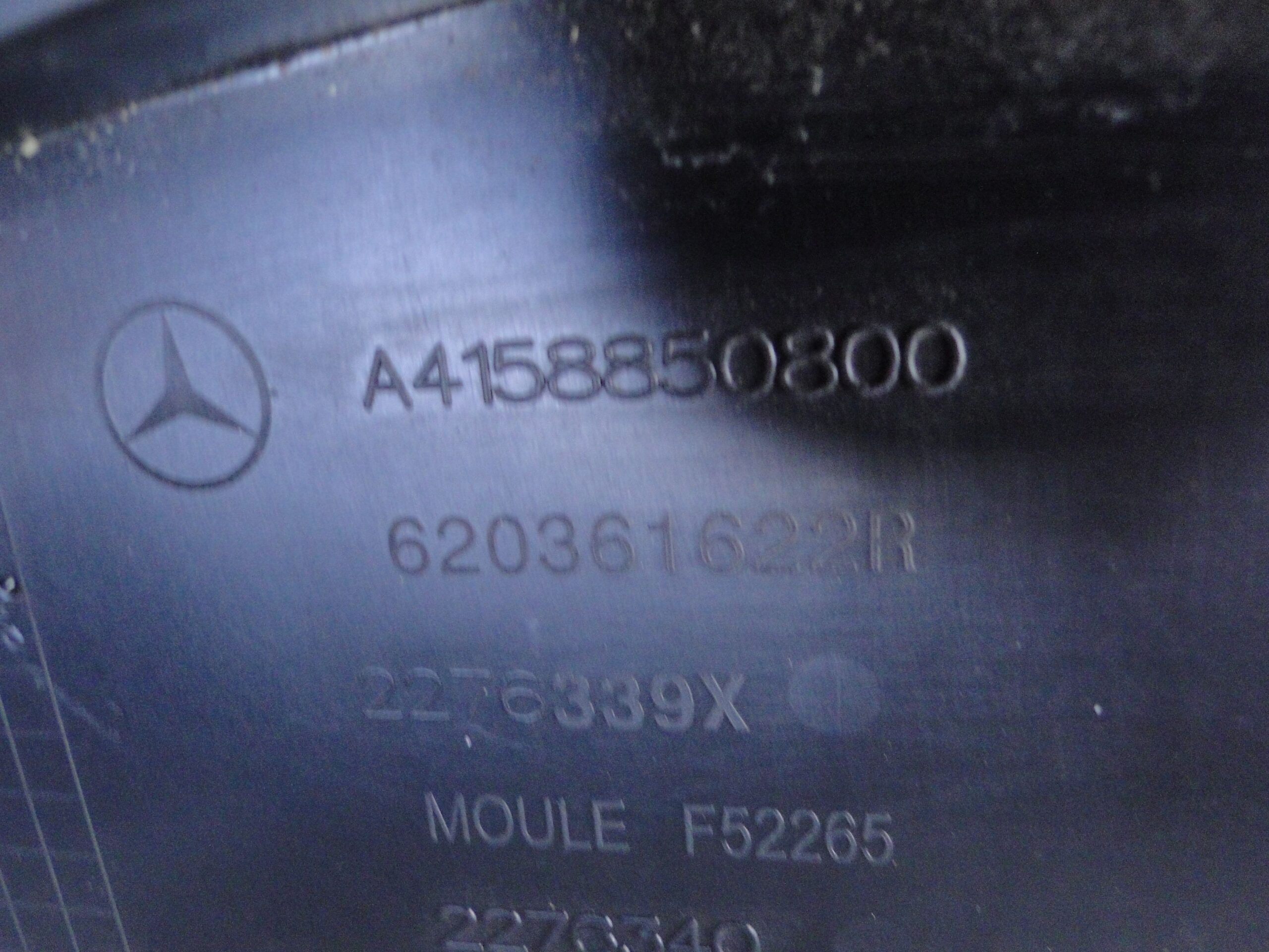MERCEDES OE OE ITEM 42581544 - MERCEDES OE