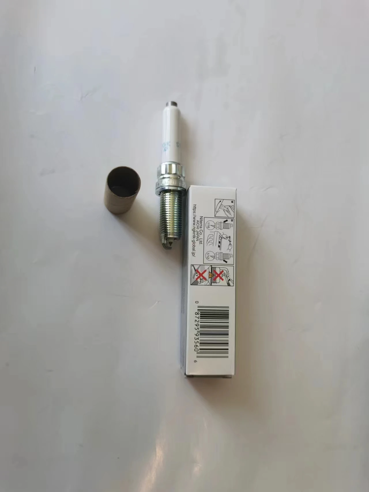 NGK Glow Plug 11608560 - NGK