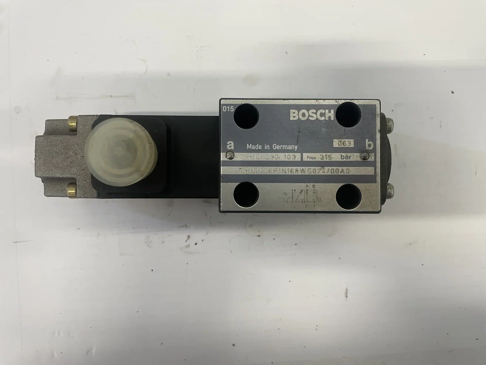 BOSCH Fuel filter 10109130 - BOSCH